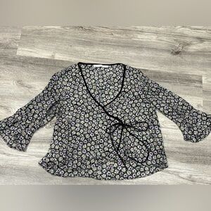 Zara M daisy faux-wrap blouse ruffle sleeves